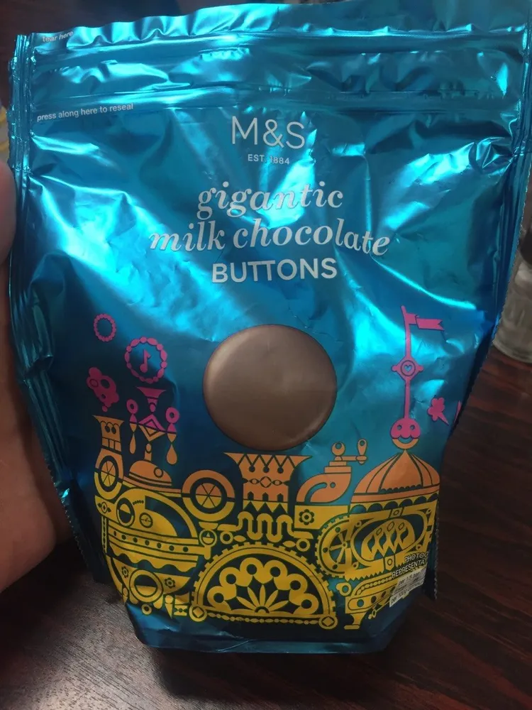Gigantic Milk Chocolate Buttons