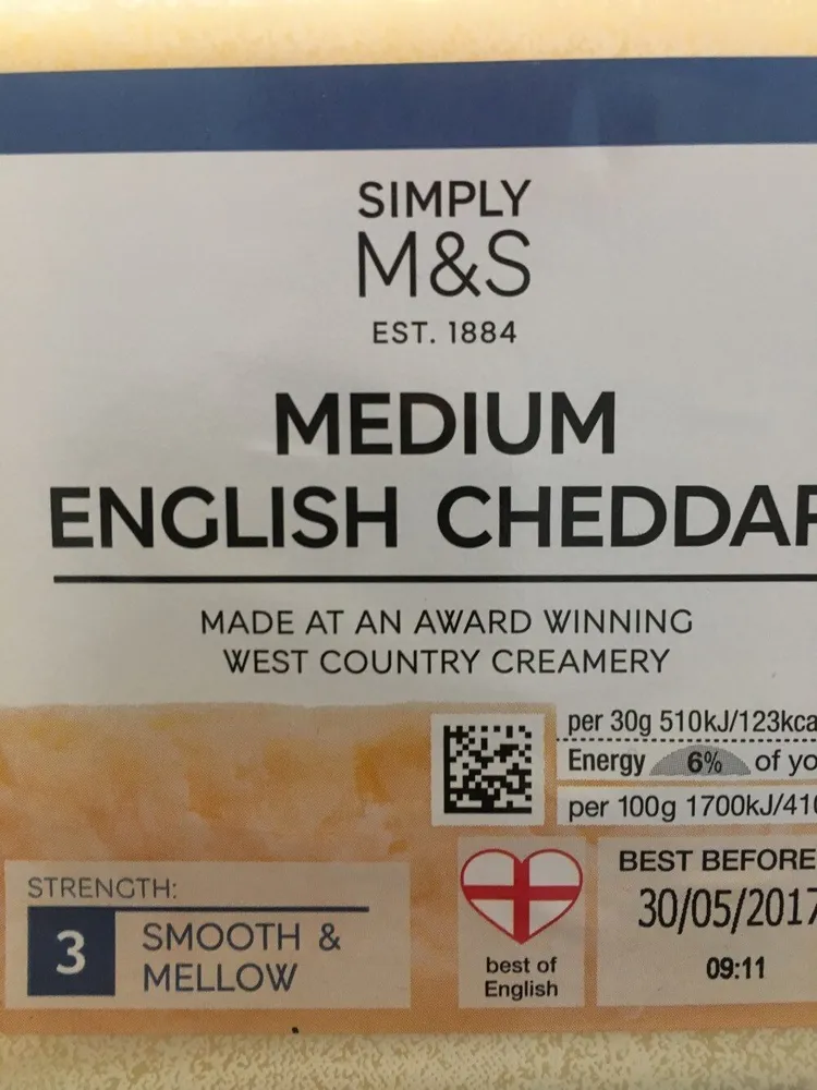 Medium English cheddar