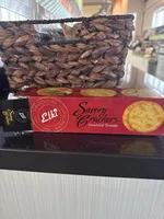 Savory Crackers Sundried Tomato