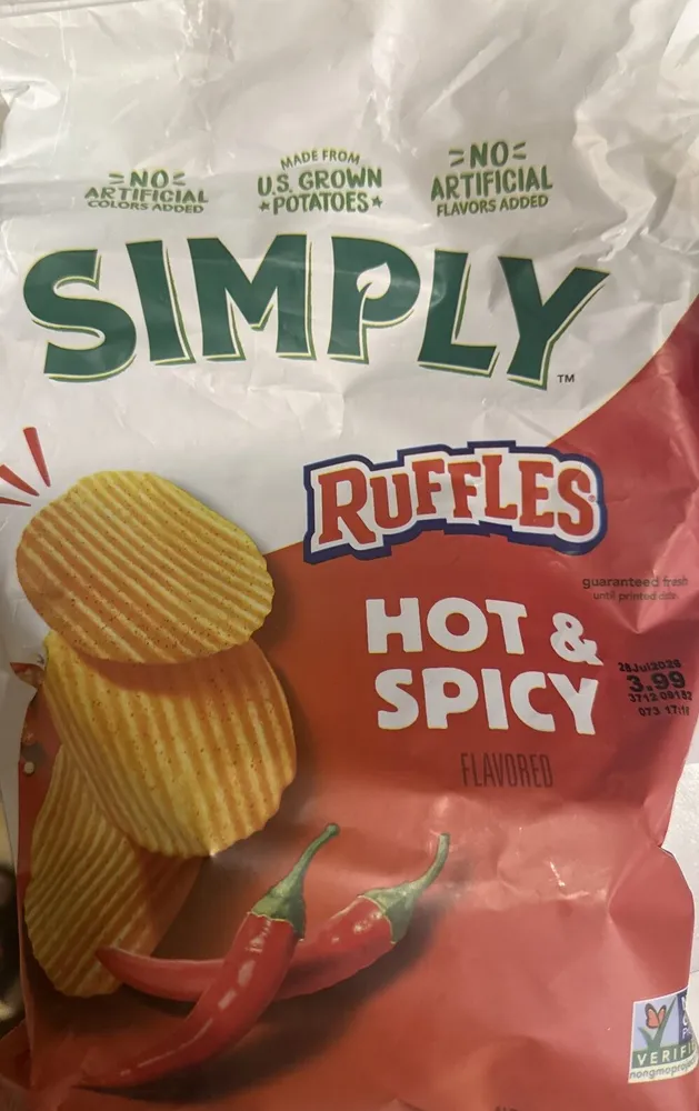 Simply Ruffles Hot & Spicy