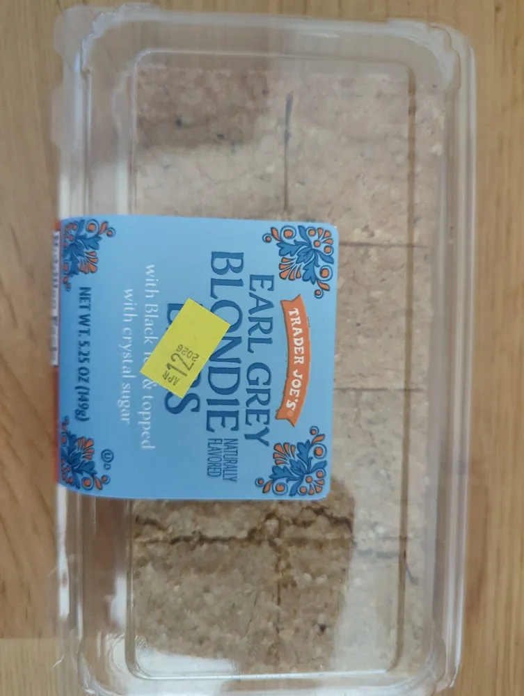 Earl Grey Blondie Bars