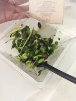 Fèves de Soja Edamame,  Pommes,  Pois Mange Tout et Coriandre