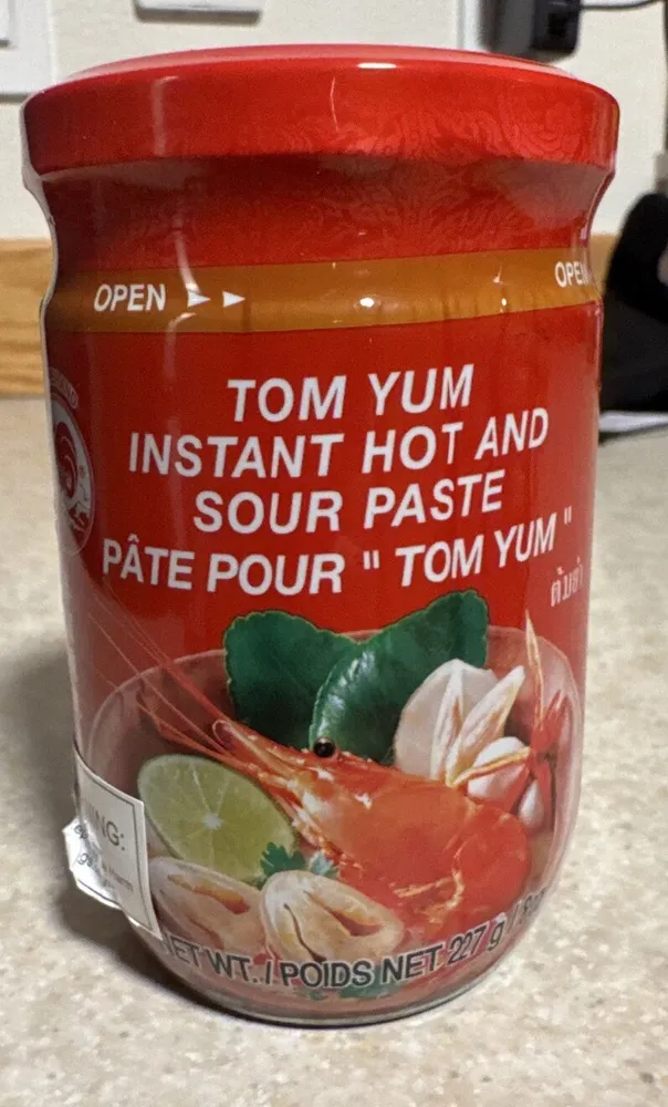 Tom Yum / Instant hot and sour paste