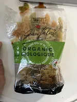 Durum wheat pasta with tomato and spinach