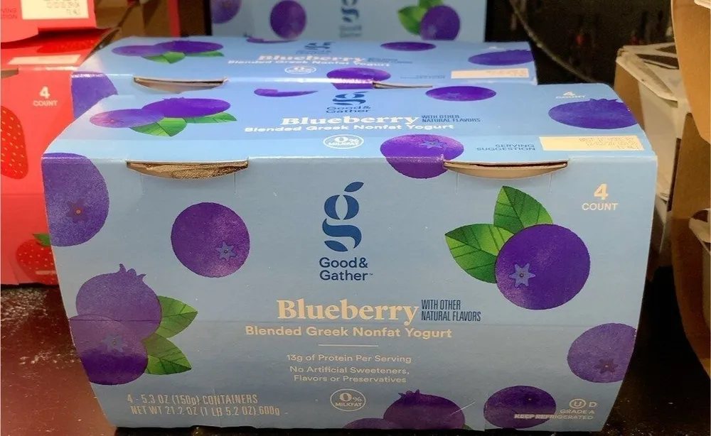 Blueberry blended greek nonfat yogurt