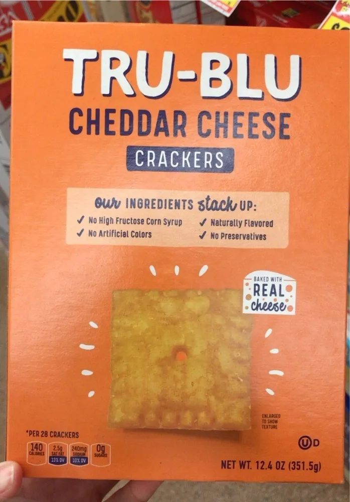 Cheddar cheese crackers