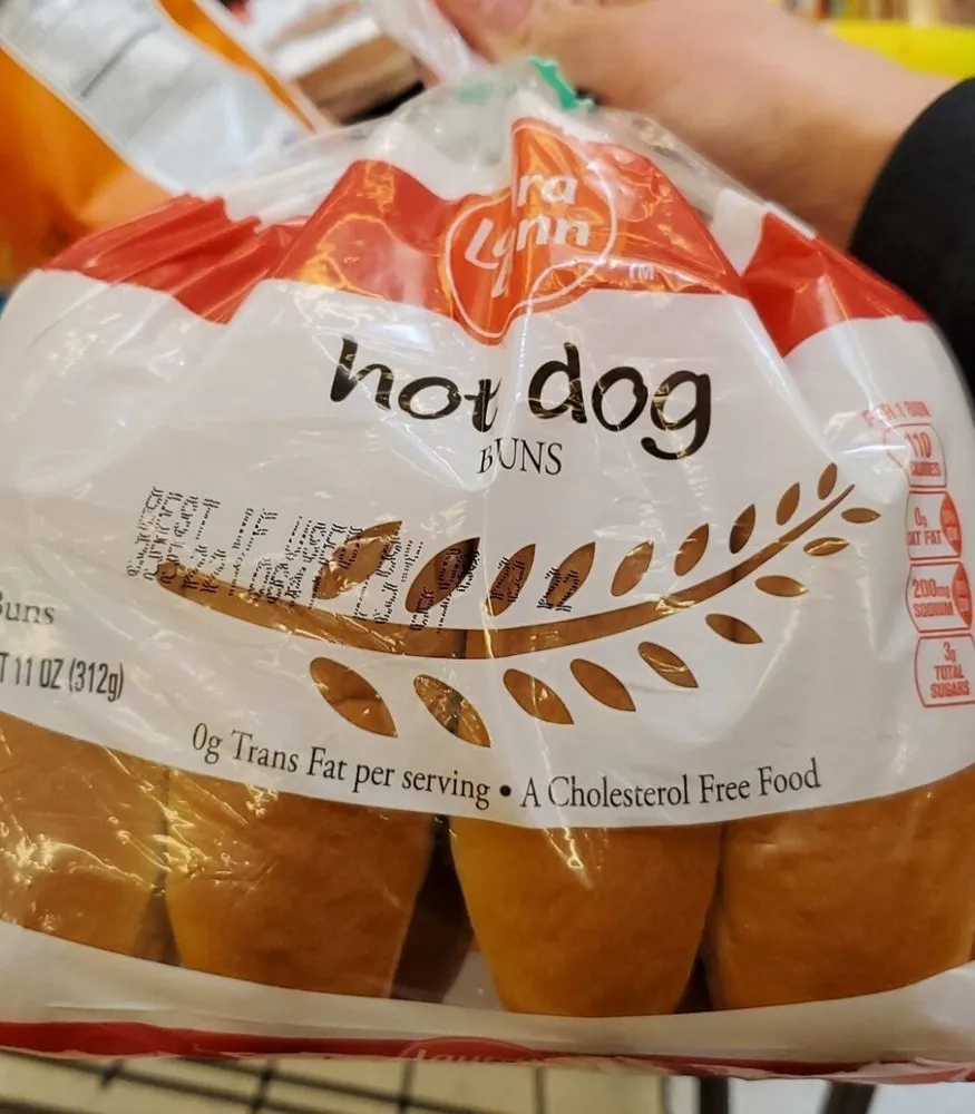 Hot dog buns