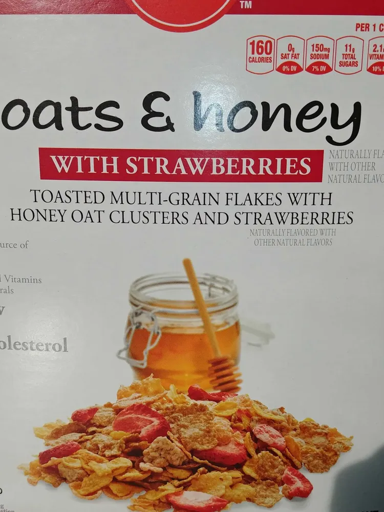 Oats and honey with strawberries