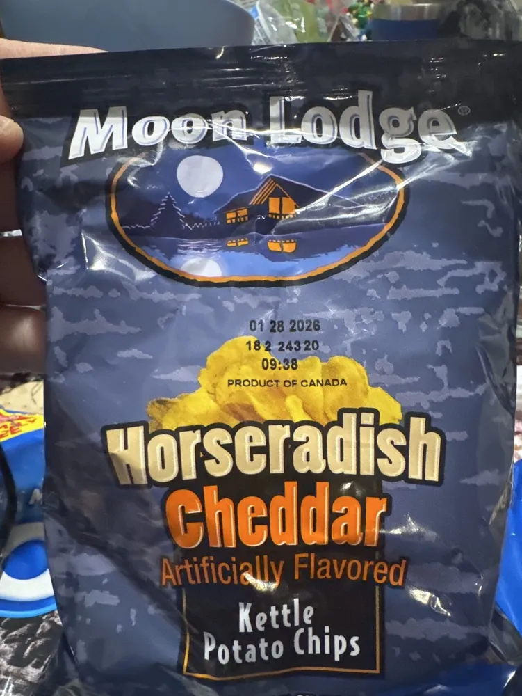 Horseradish Cheddar Kettle Chips