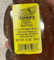 Pure raw honey
