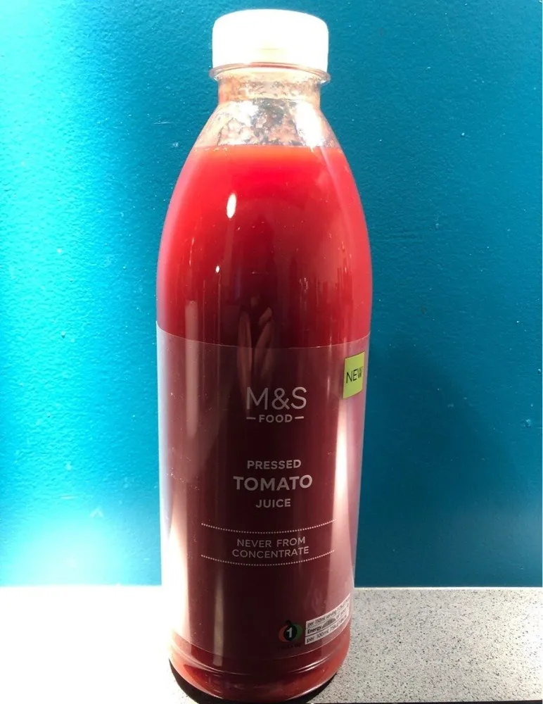 Pressed tomato juice