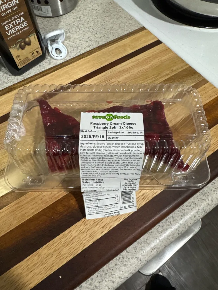 RASPBERRY CREAM CHEESE TRIANGLE