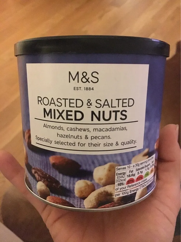 Roasted & salted mixed nuts