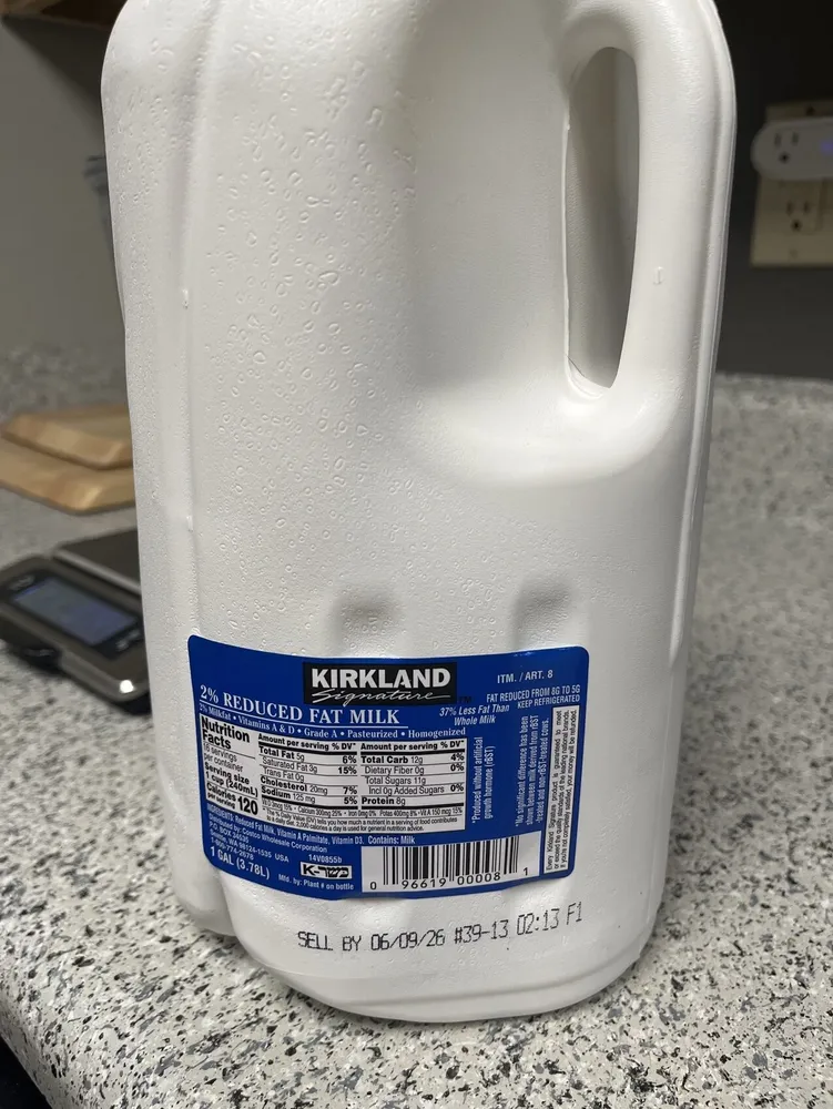Leche Parcialmente Descremada Kirkland