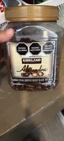 Almendras tostadas cubiertas de chocolate con leche