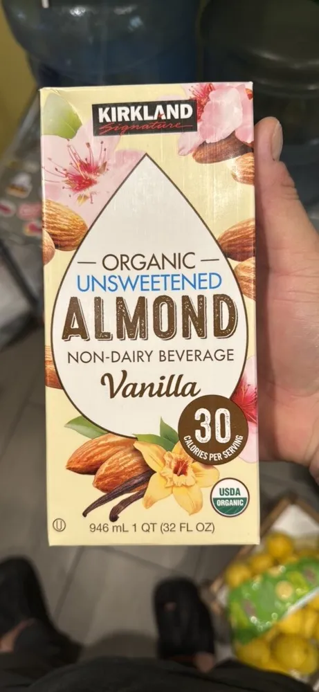 Organic Unsweetened Almond Non-Dairy Beverage Vanilla