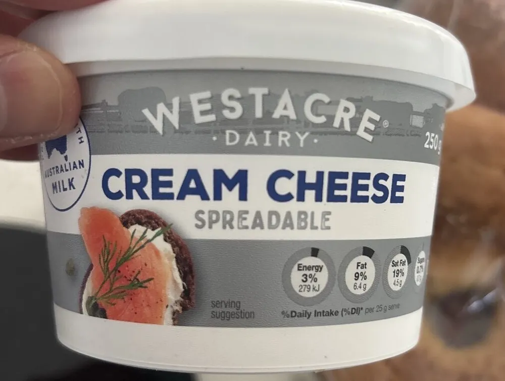 Cream cheese spreadable