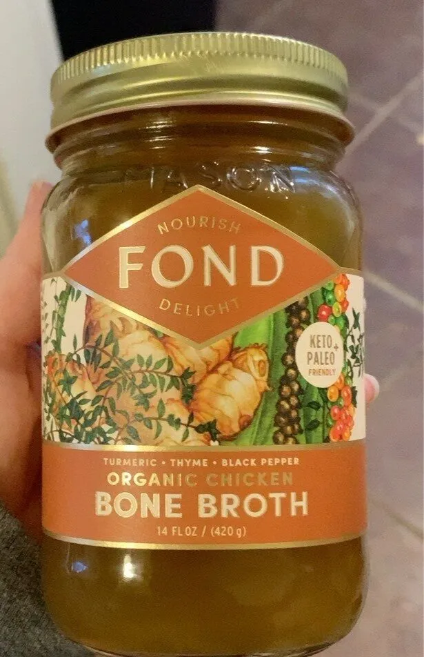 Fond tumeric thyme black pepper