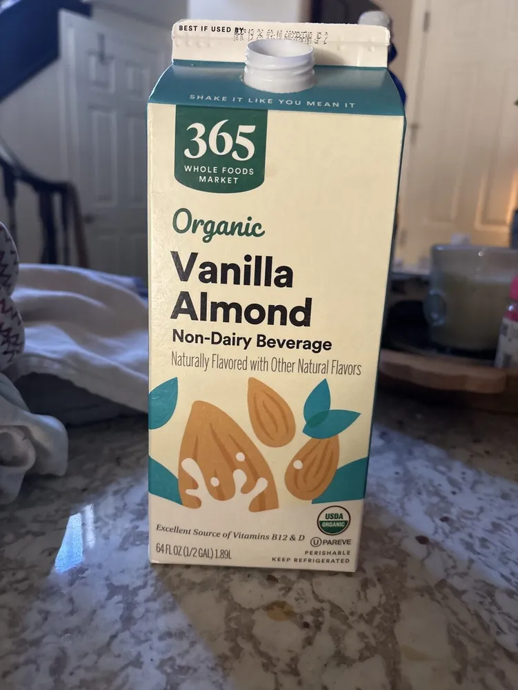 Vanilla Almond Non-Dairy Beverage