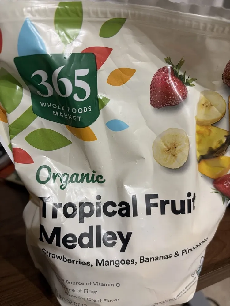 Organic Tropical Fruit Medley