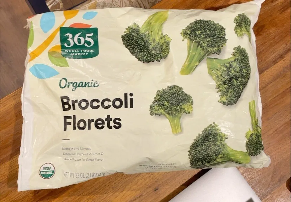 Organic broccoli florets
