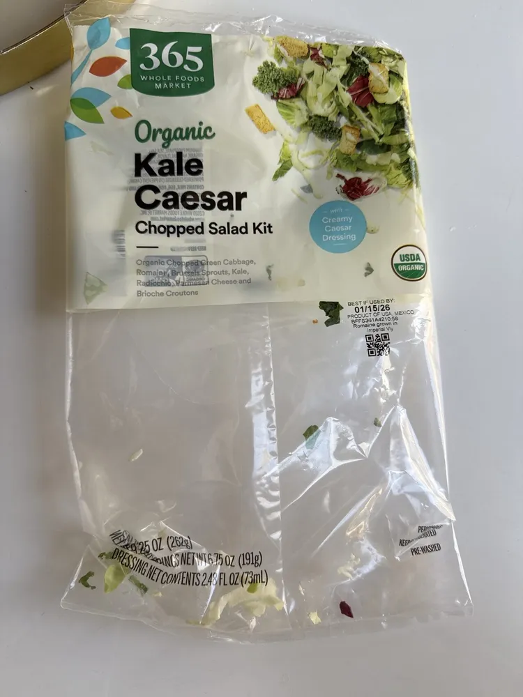 Organic Kale Caesar Chopped Salad Kit