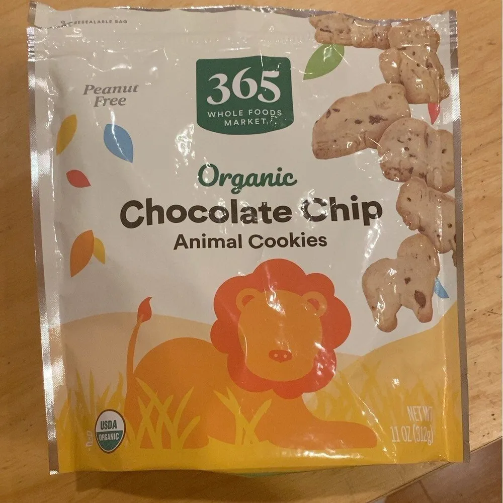 Chocolate Chip Animal cookie