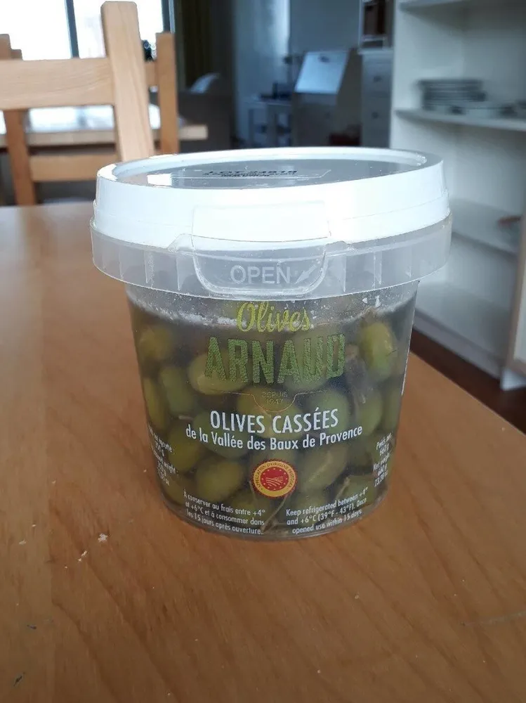 Olives cassées