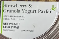 Strawberry & granola yogurt parfait