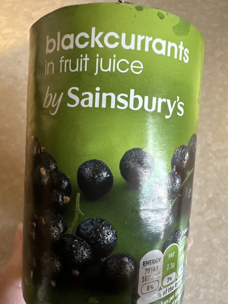 blackcurrants in fruit juice