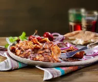 Hähnchen-Pfannenkebab mit 8% Flüssigwürzung