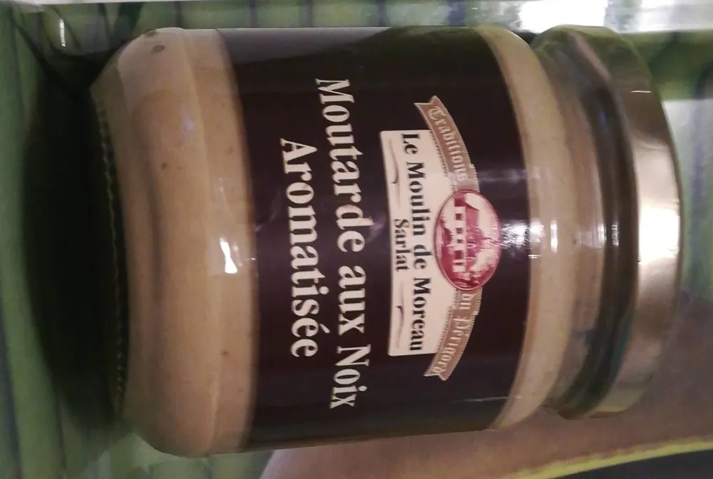 Moutarde aux noix aromatisee
