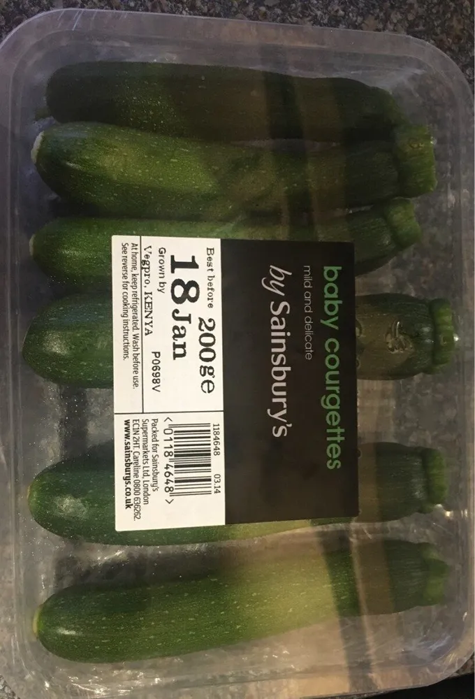 Baby courgettes