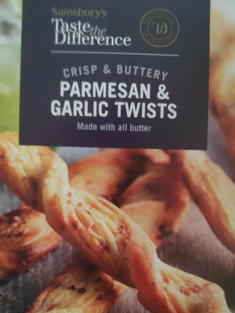 Parmesan & Garlic Twists