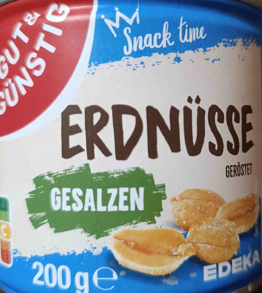 Erdnüsse geröstet und gesalzen