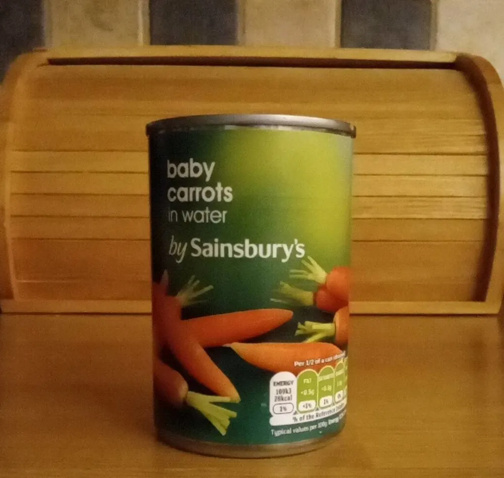 Baby carrots in water
