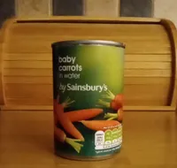 Baby carrots in water
