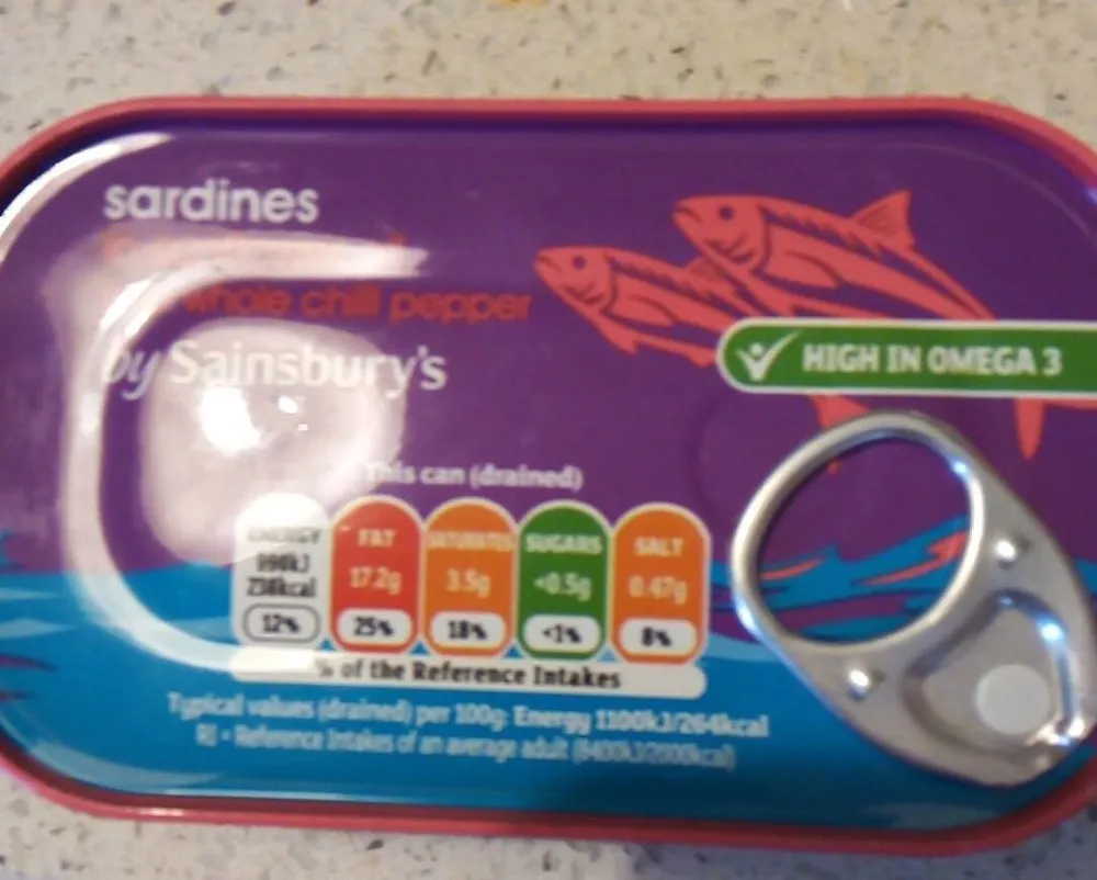 Sardines in sunflower oil with chilli