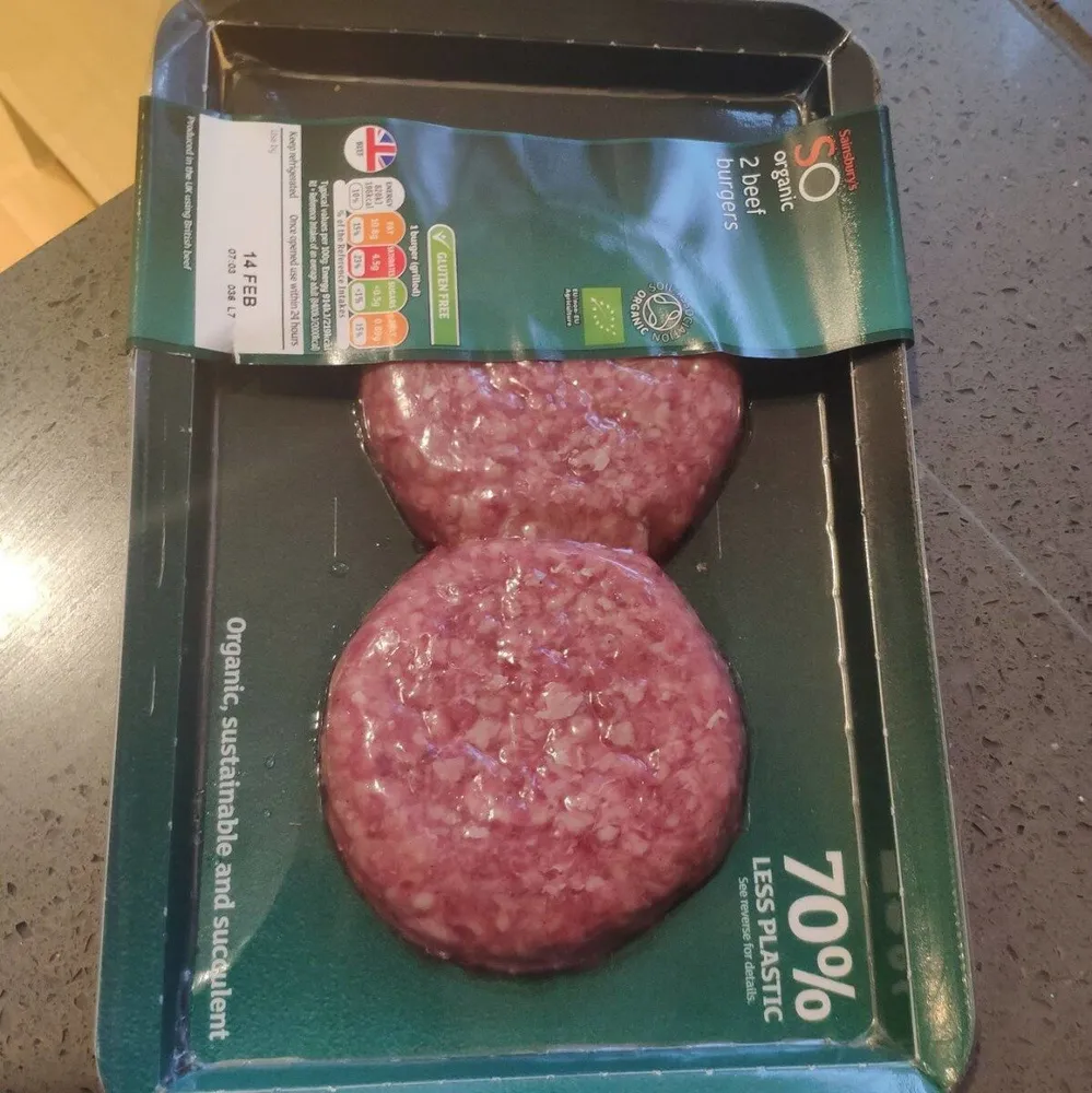 Organic 2 beef burgers