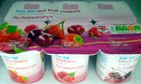 Low Fat Red Fruits Yogurts