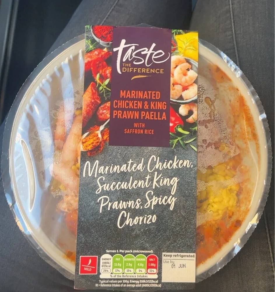 Marinated chicken & king prawn paella