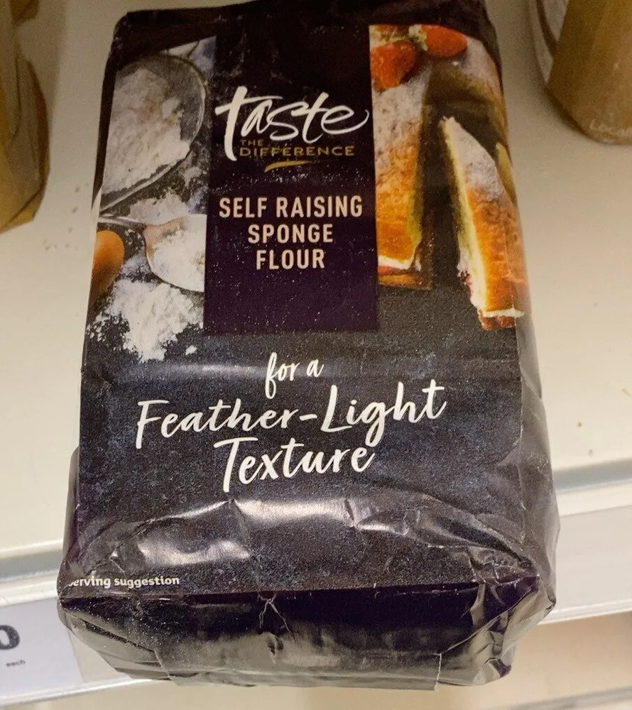 Self raising sponge flour