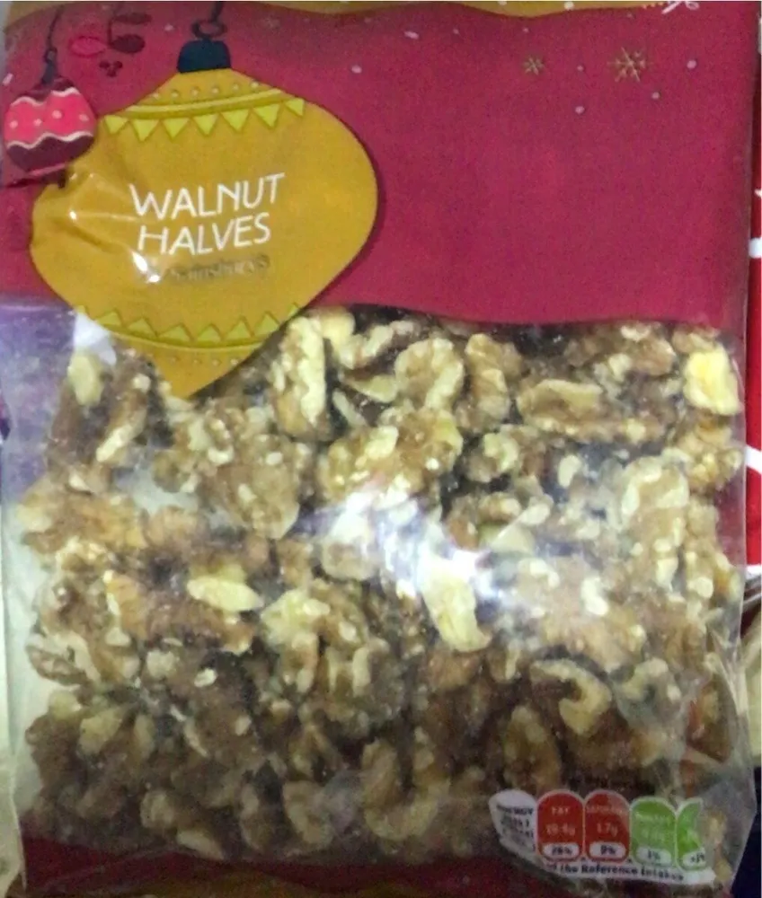 Walnut halves
