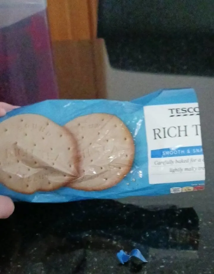 Rich tea biscuits