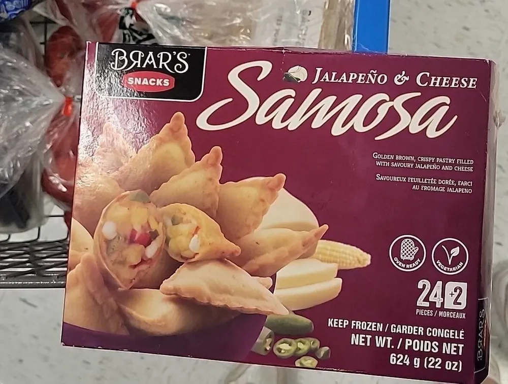 jalapeno and cheese samosa