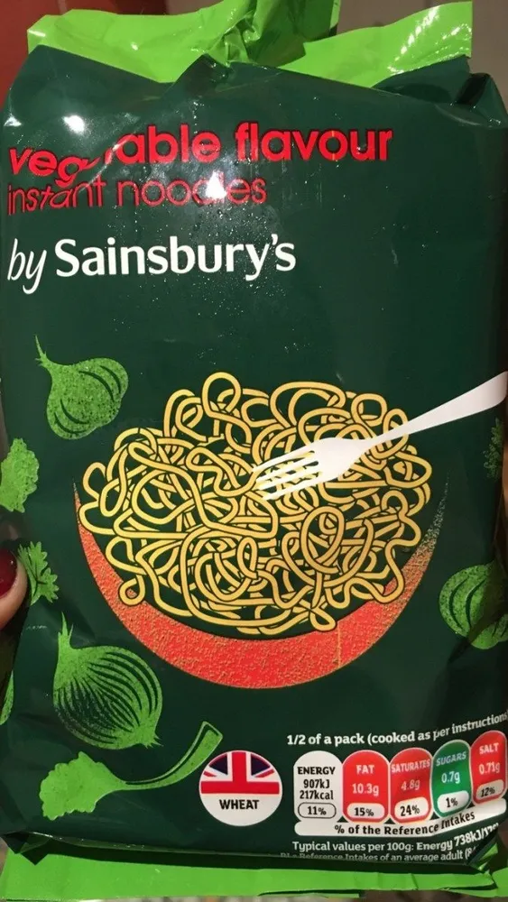 Vegetable flavour instant noodles