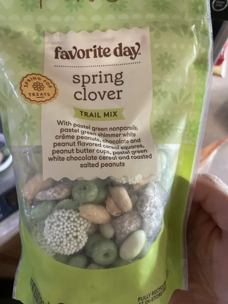 spring clover trail mix