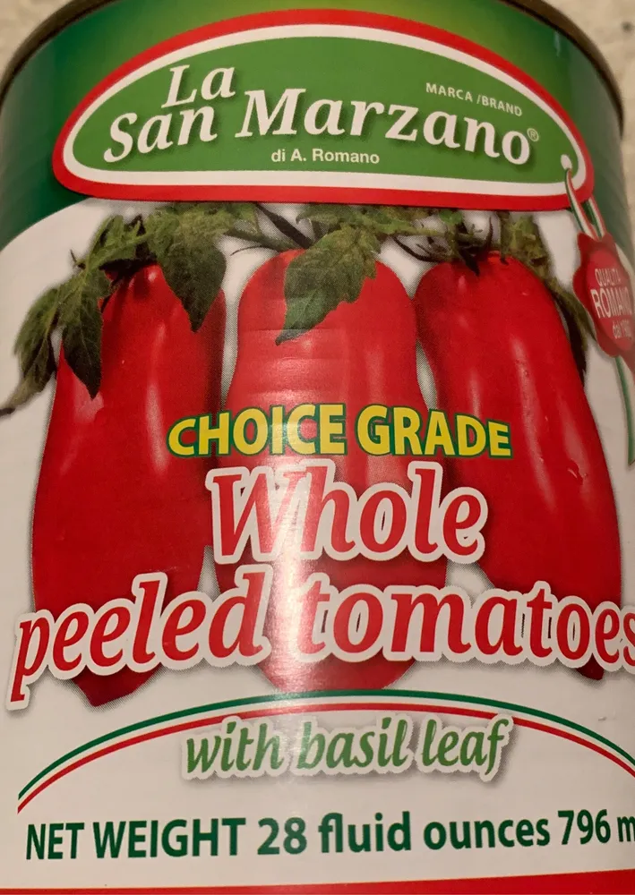Tomates entières pelées