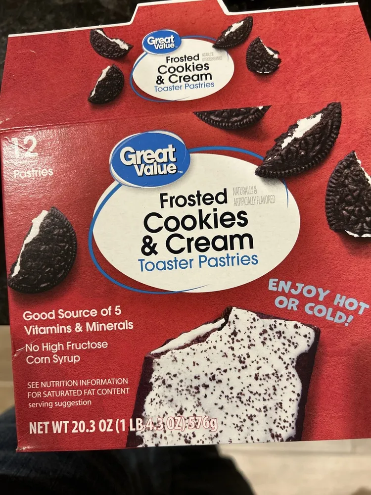 Toaster pastries frosted cookies & cream