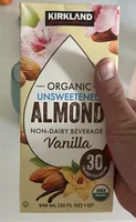 Organic Unsweetened Almond Non-Dairy Beverage Vanilla